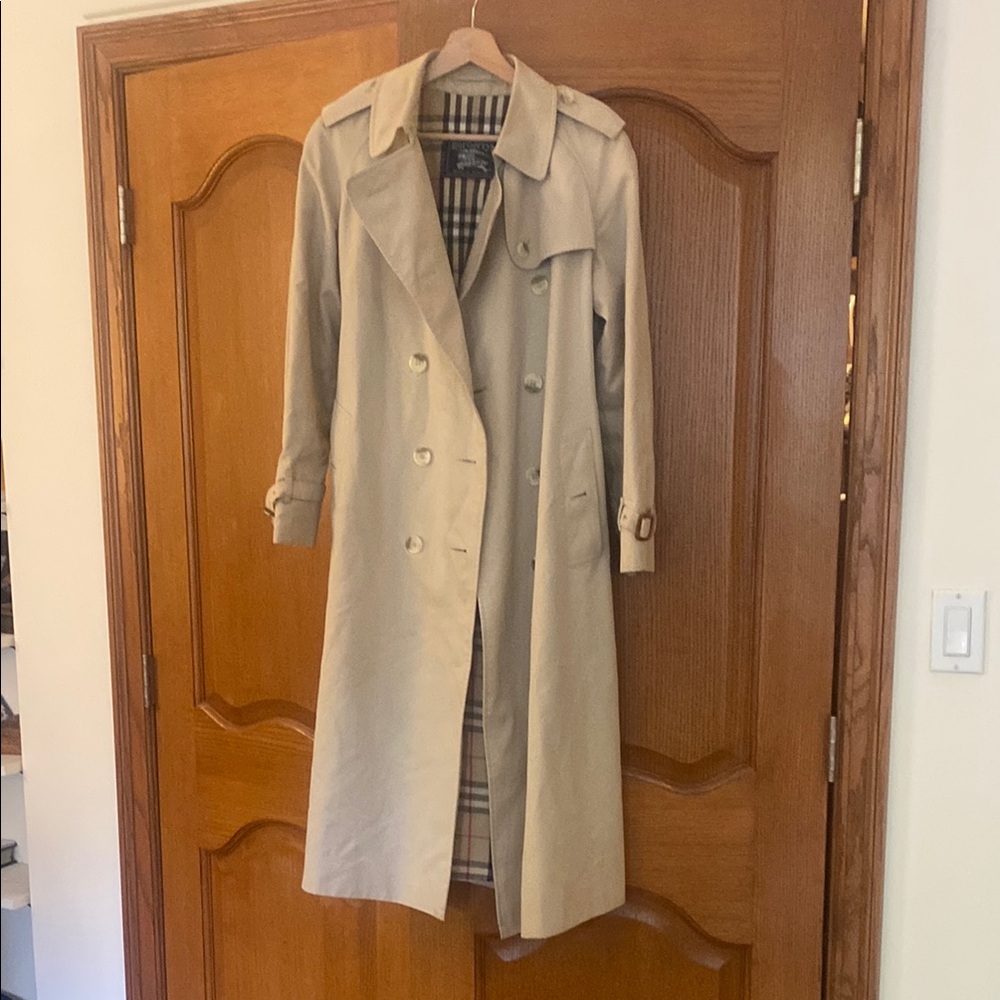 Burberry Tan Trench Coat Timeless Elegance